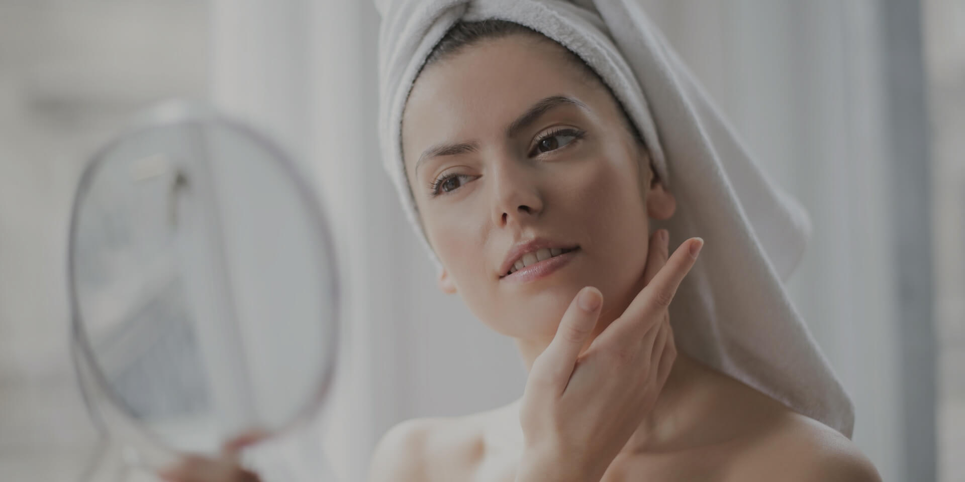 skin-cleanser-template-hero-img-bg
